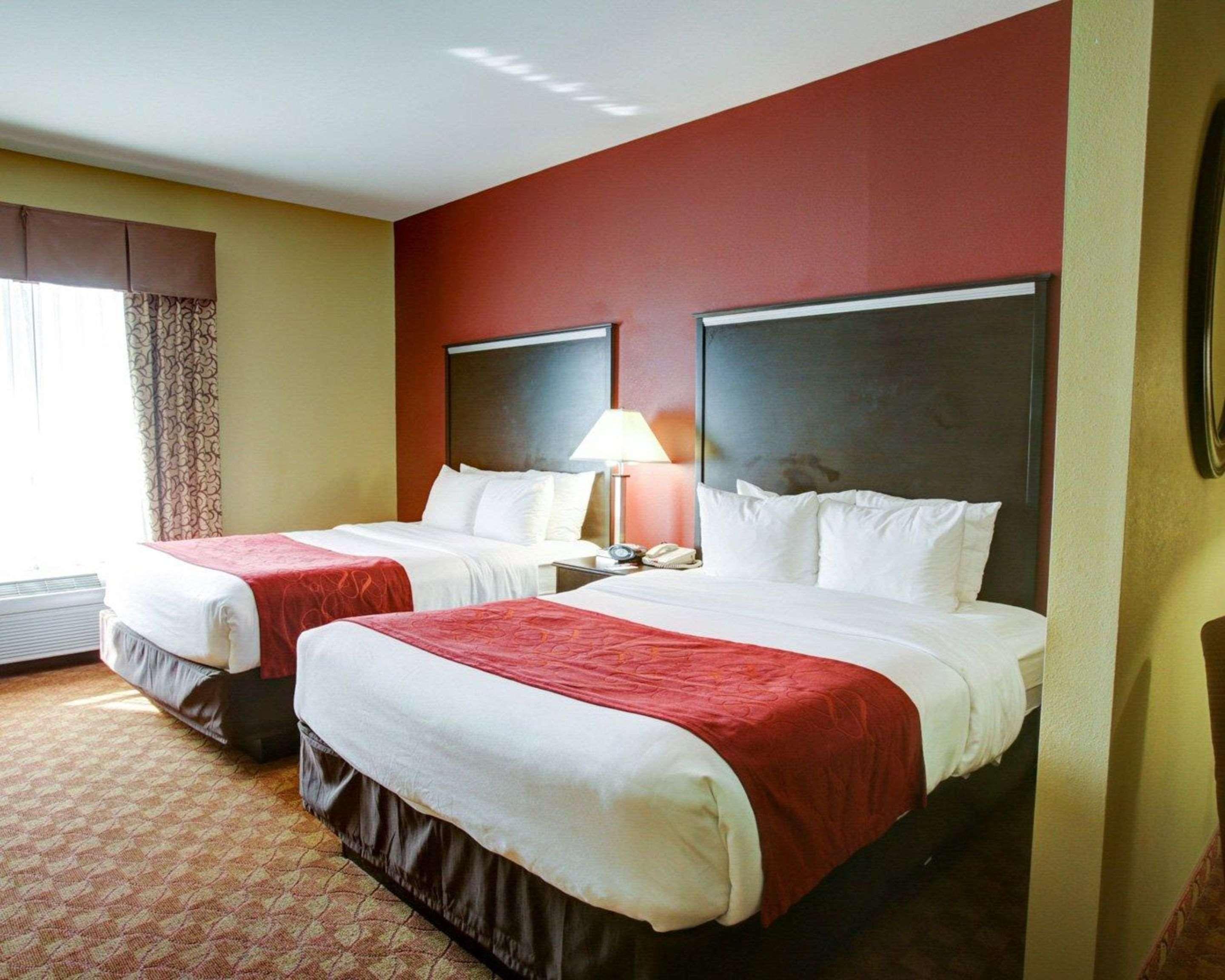คอมฟอร์ต สวีท Hotel สปริง ภายนอก รูปภาพ